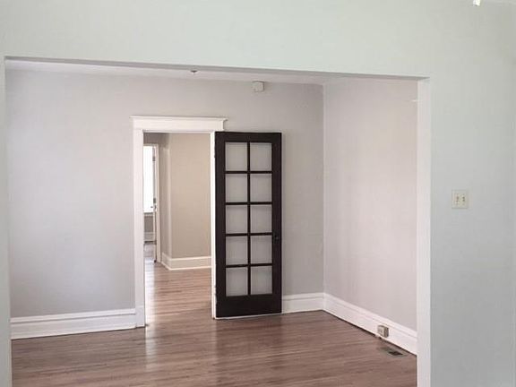 4th image of 4333 Forest Park Ave