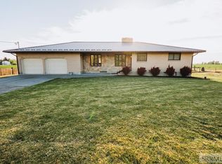 202 Cottonwood Ln, Blackfoot, ID 83221