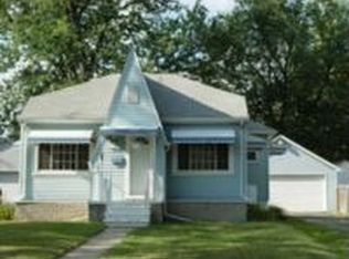 1134 Lakeview Ave, Waterford, MI 48328