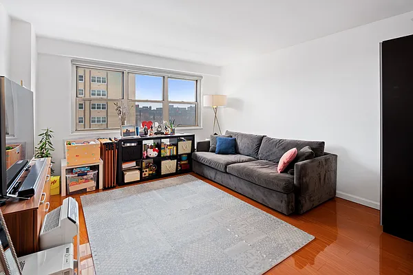 Sold by Keller Williams Realty Gold Coast | media 4