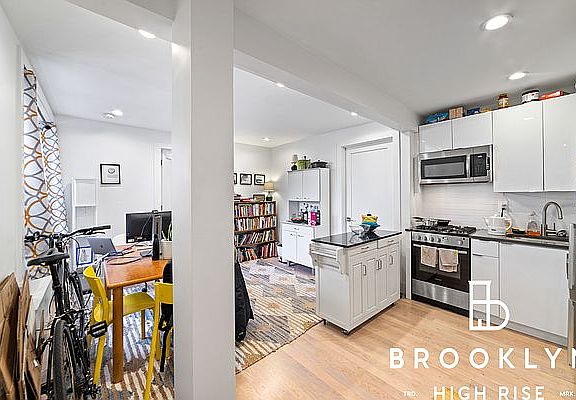 3rd image of 111 Woodruff Ave APT 3B
