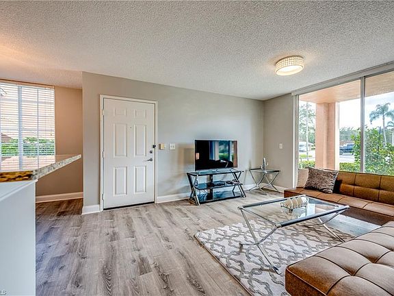 3rd image of 1240 Wildwood Lakes Blvd APT 107