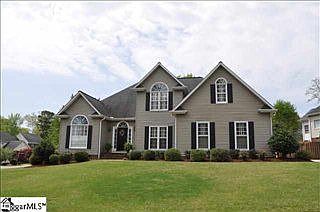 1st image of 102 Smith Hollow Dr