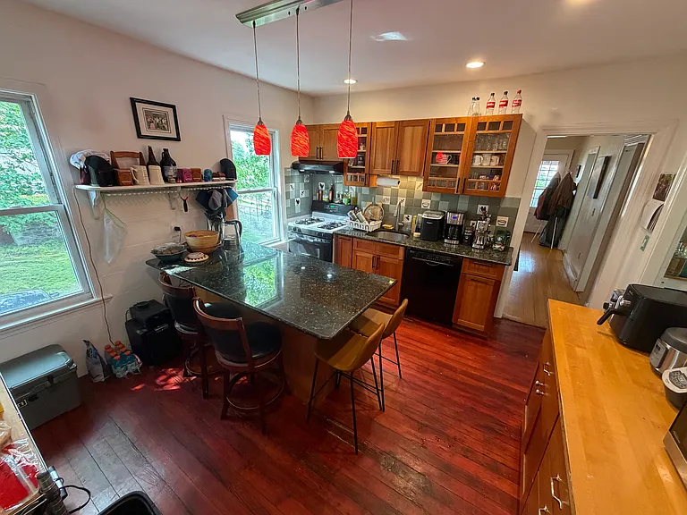 11R Albion St #2 — Photo 4