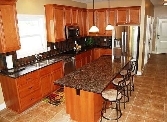3rd image of 12837 Rocky Creek Dr NW