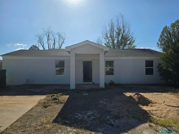 3009 Vassar Dr, Roswell, NM 88203