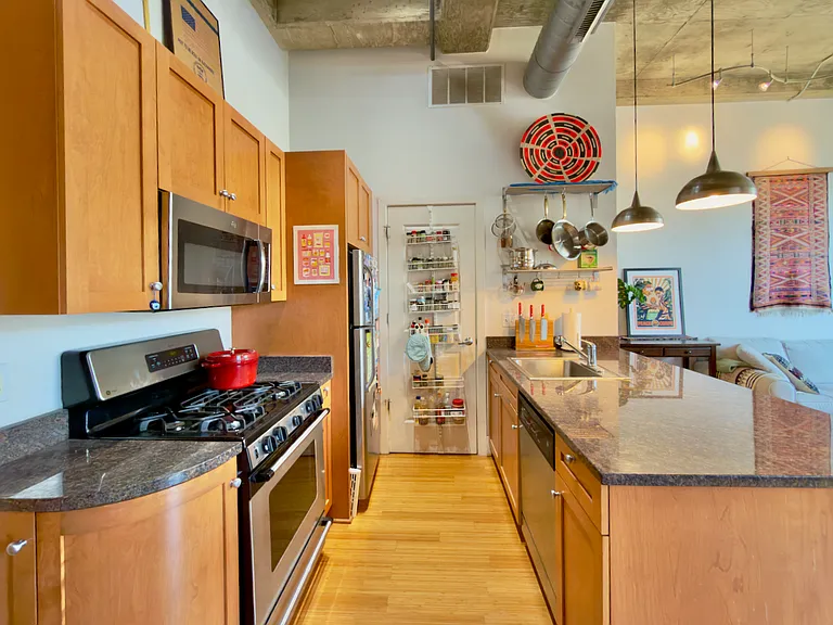2328 Champlain St NW #420 — Photo 6