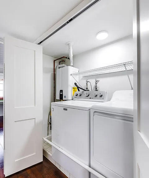 9507 W Olympic Blvd — Photo 31