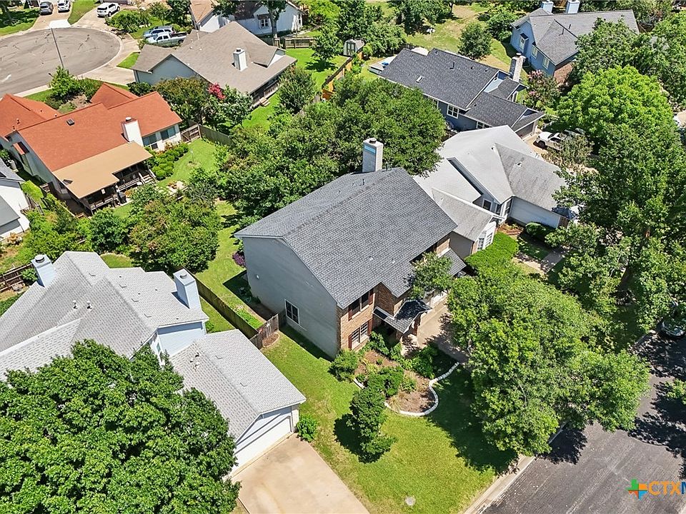 2nd image of 12507 Turkey Ridge Ct