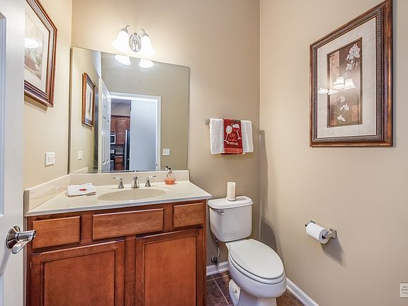 1/2 Bath