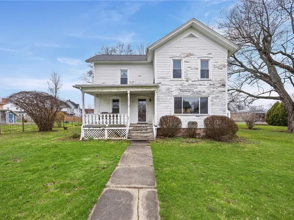 5043 Gray St, North Rose, NY 14516