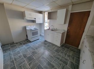 5731 W 8th St #1, Duluth, MN 55807