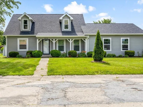809 S Pine View Ln, Winchester, IN 47394
