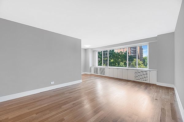 1st image of 392 Central Park W APT 6S