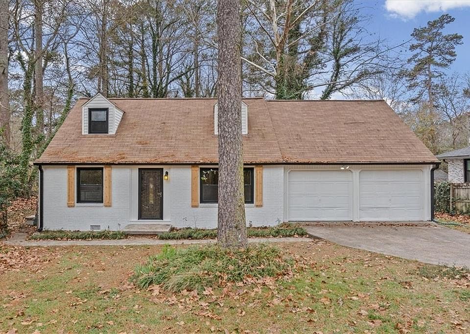 1st image of 2451 Pine Dr NW