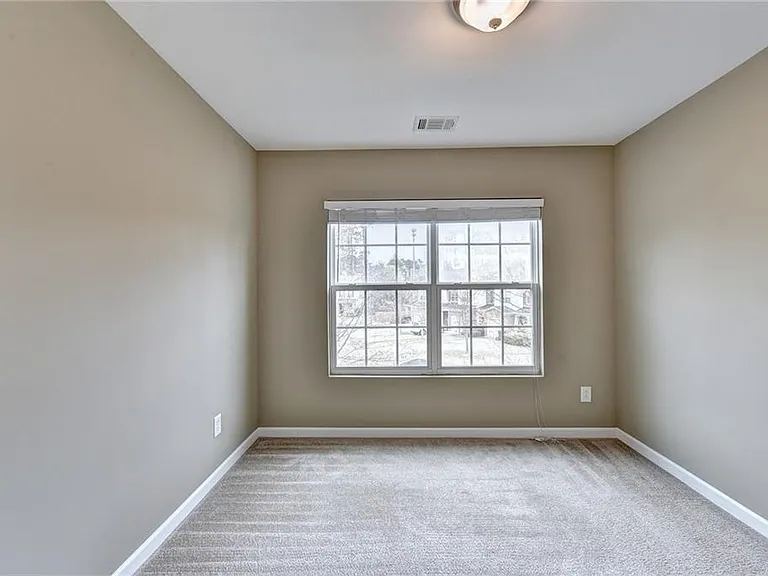 3329 Fernview Dr #1 — Photo 9