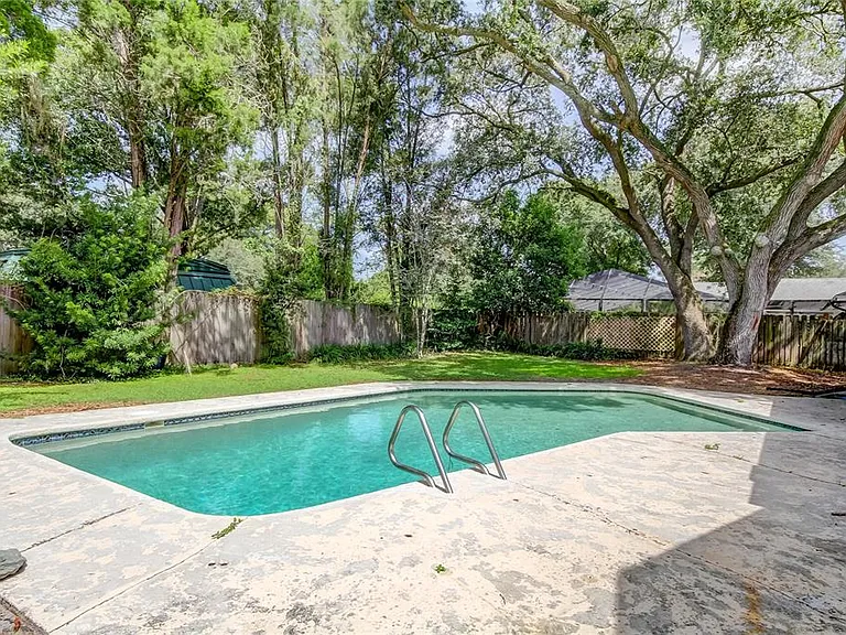 10406 Reclinata Ln — Photo 6