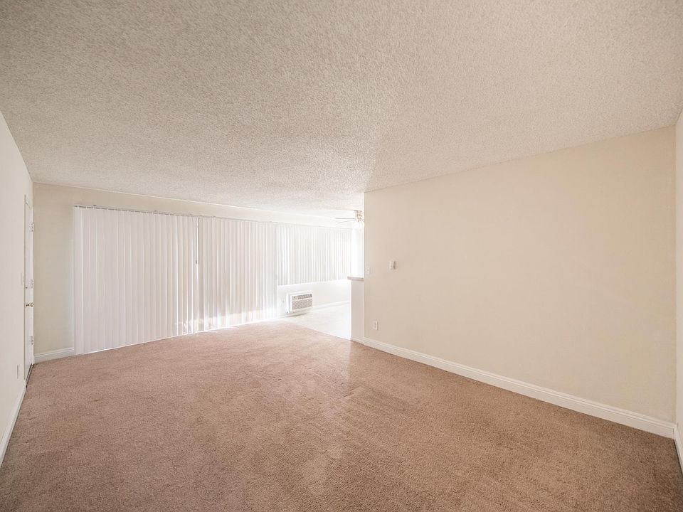 1st image of 17900 Schoenborn St #2