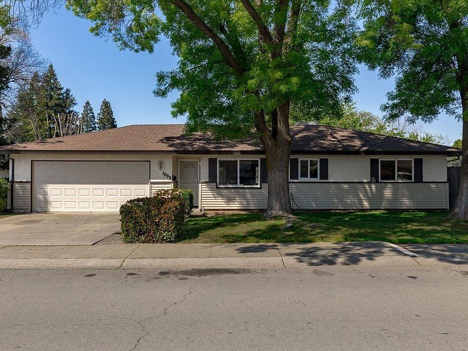 1st image of 1099 Oakwood Dr