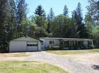 240 Patrick Rd, Grants Pass, OR 97527