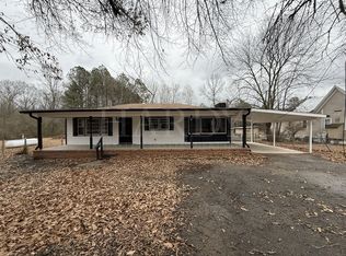 1696 Floyd Springs Rd NE, Armuchee, GA 30105