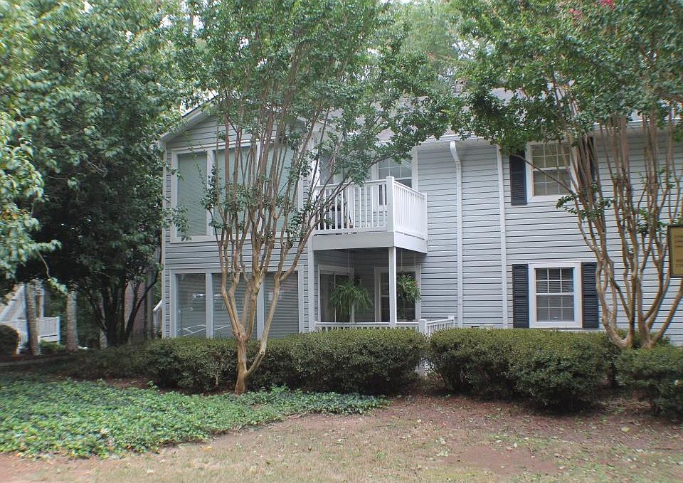 1st image of 1600 Alexandria Ct SE #1600