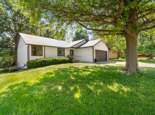 1928 Holiday Rd, Coralville, IA 52241