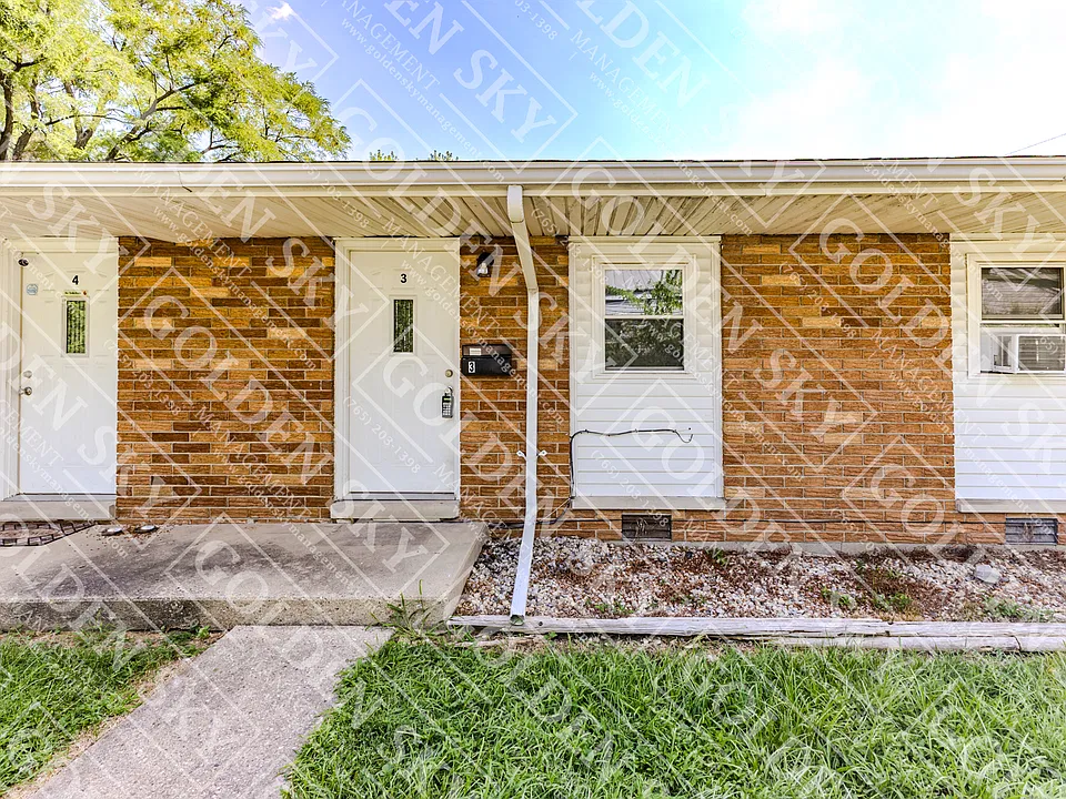 2404 State St #3