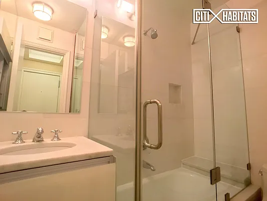 Rented by Citi Habitats | media 27