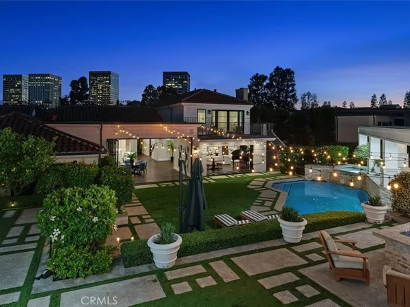 4 Inverness Ln, Newport Beach, CA 92660