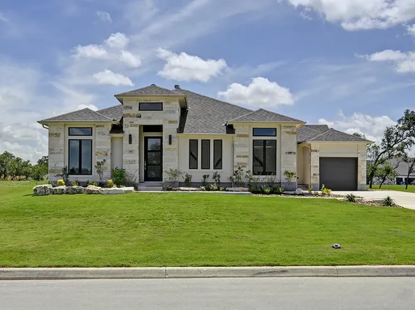 187 Gather Street, Castroville, TX 78009