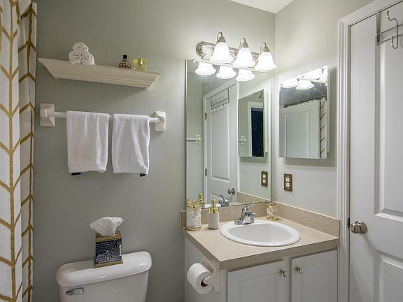 5th image of 5595 Middle Falls St