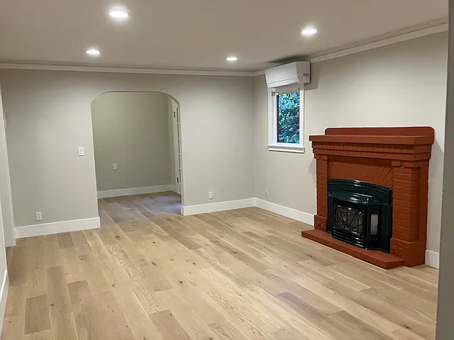 1070 Pine St — Photo 7