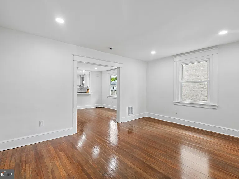 114 Conestoga Rd — Photo 28