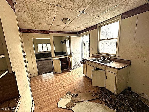 3rd image of 503 N Charles St