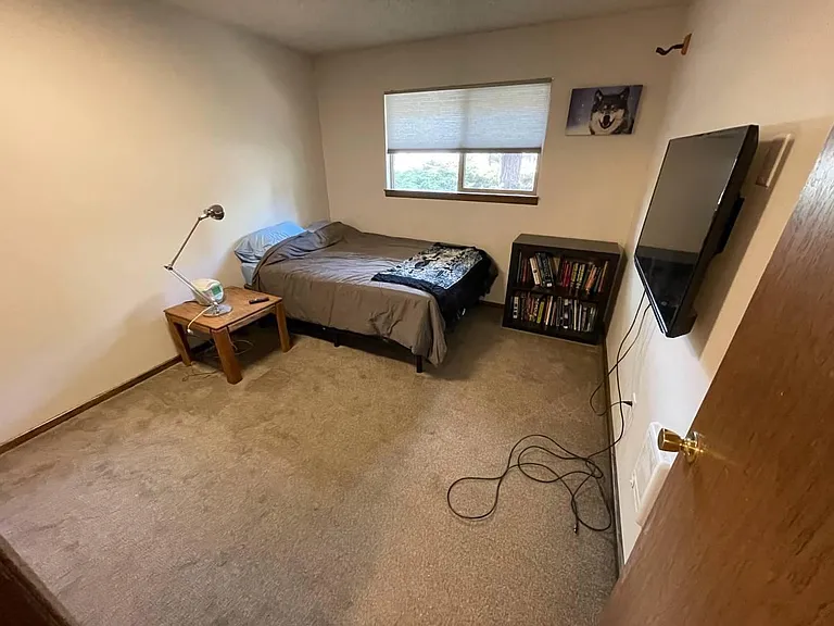 1677 SW Knoll Ave — Photo 9