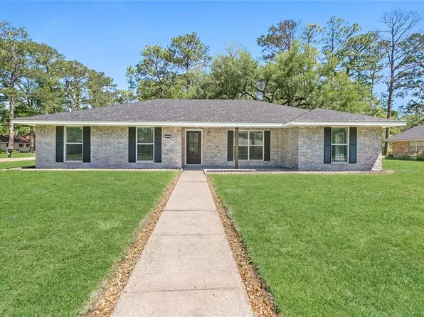 12 White Dr, Hammond, LA 70401