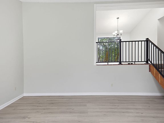 5th image of 7222 Newling Ln