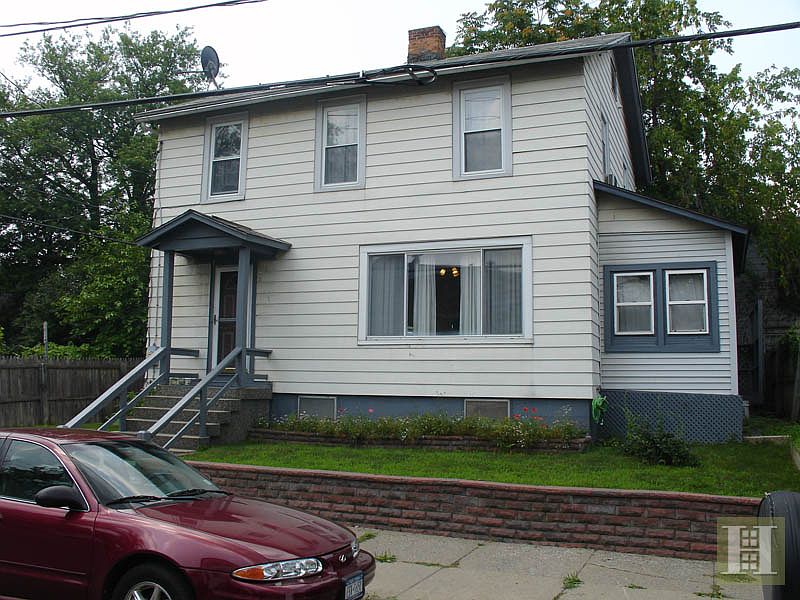 1st image of 41 N 6th St