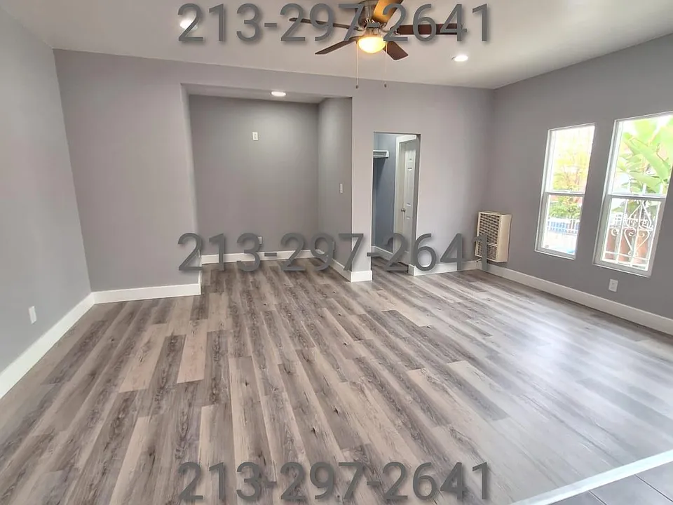 118 S Lake St #4