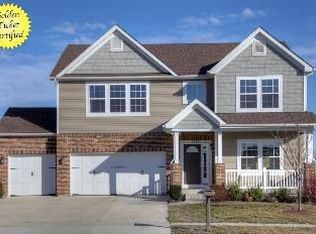 7084 Milburn Estates Dr, O'Fallon, IL 62269