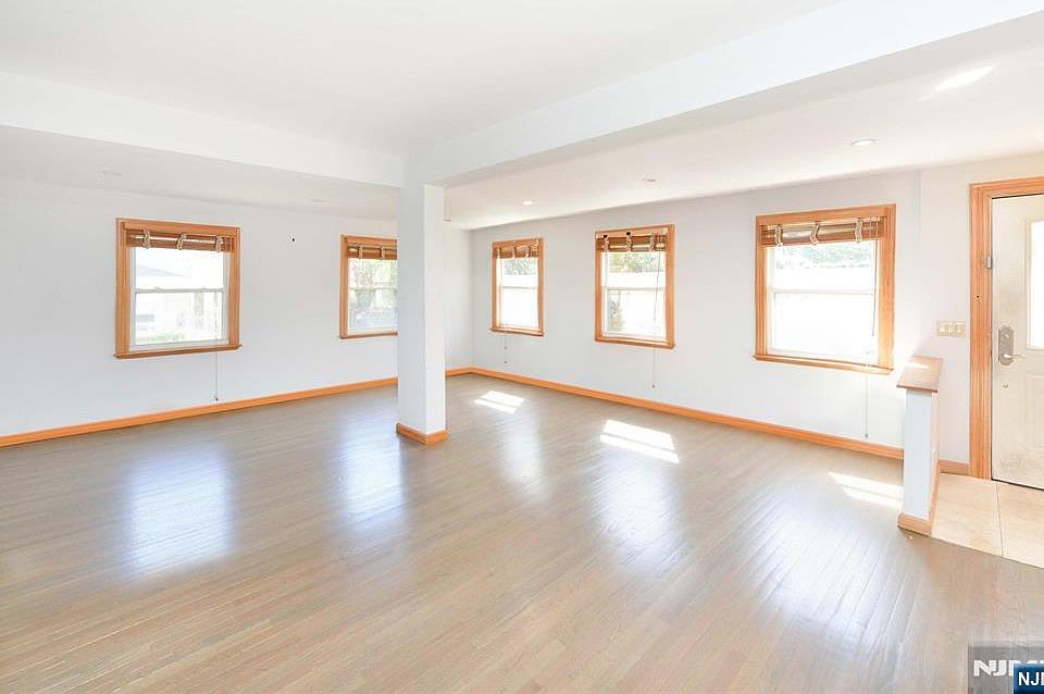 1st image of 93 Copley Ave