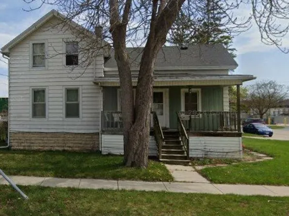 49 N Lincoln Ave, Fond Du Lac, WI 54935