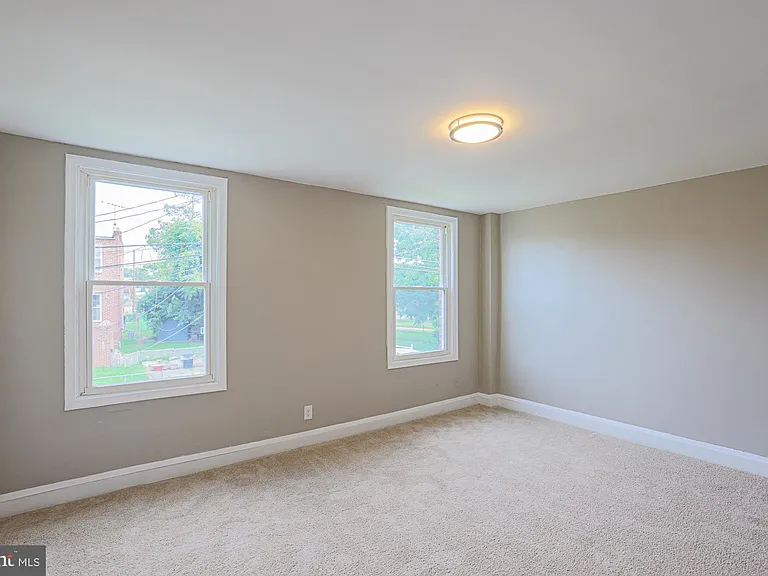 130 Reedbird Ave — Photo 33