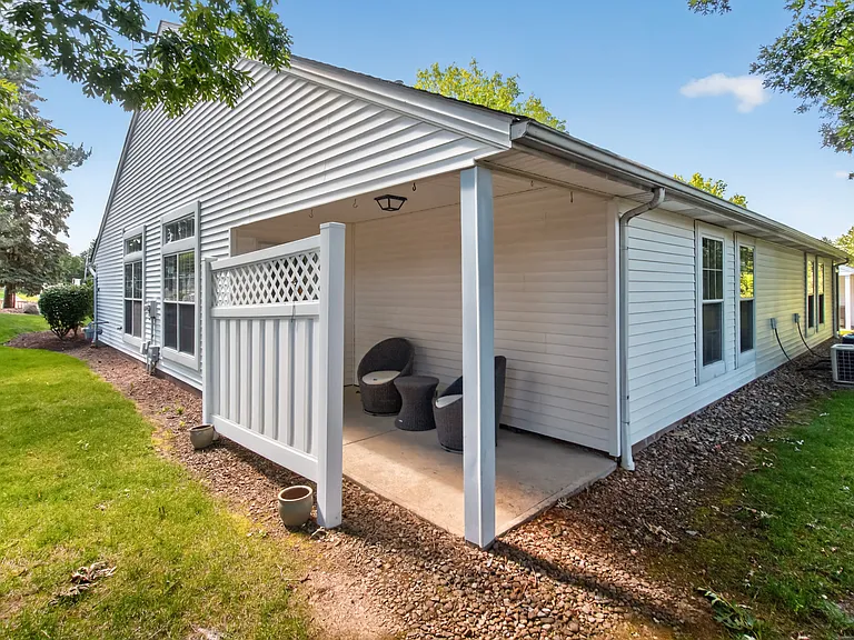 11309 Lake Meadow Ln — Photo 42
