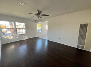 1008 S Inglewood Ave, Inglewood, CA 90301