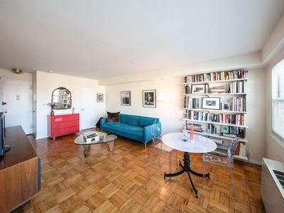 101 W 12th St APT 17C, New York, NY, 10011