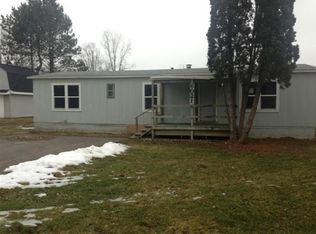 6021 Lincoln Lake Rd NE, Belding, MI 48809