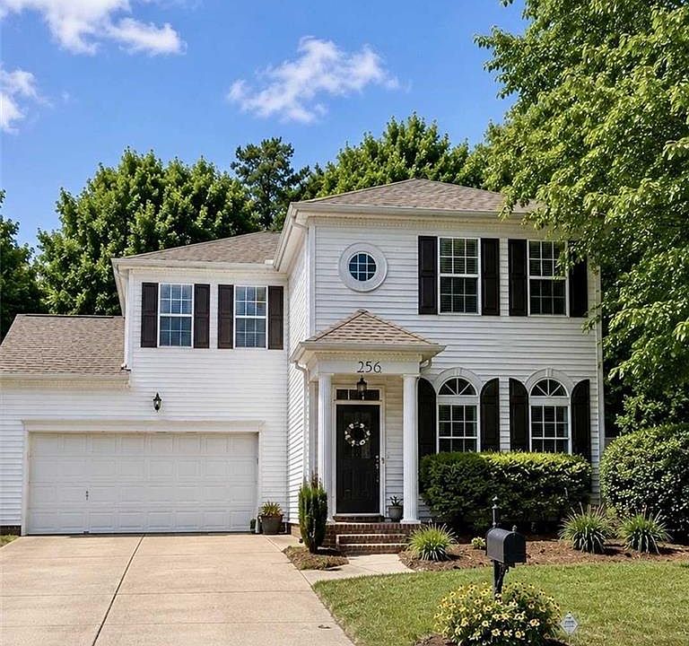 1st image of 256 Brooks Landing Dr