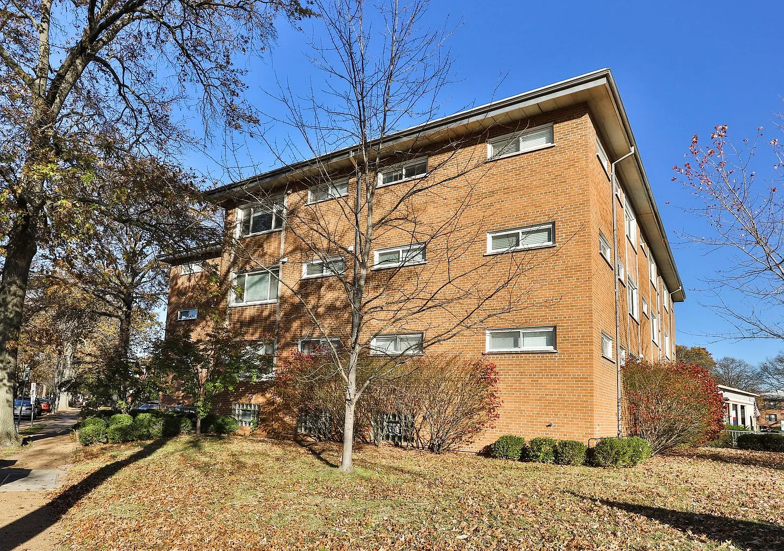 7055 Hampton Ave — Photo 1